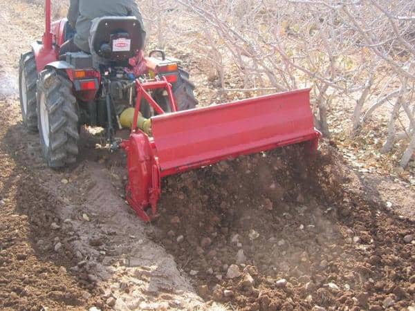 تصویر 4 از روتيواتور يک طرفه ثابت 24 پره با عملکرد مطمئن در آماده سازي خاک